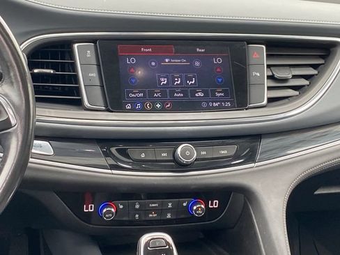 Certified 2020 Buick Enclave Essence AWD/4WD image 10