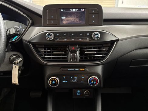 Used 2020 Ford Escape S FWD image 17