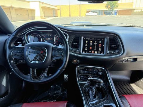 Used 2016 Dodge Challenger R/T Scat Pack RWD image 17