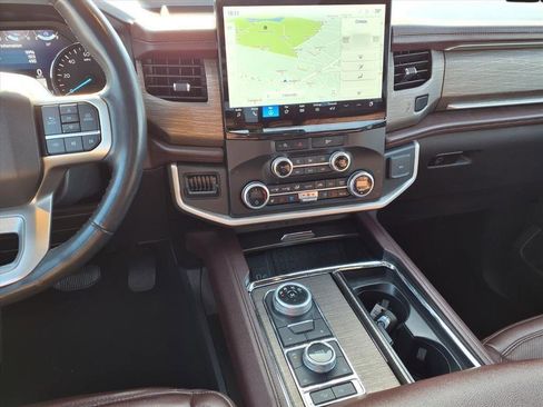 Used 2024 Ford Expedition Max Limited image 6