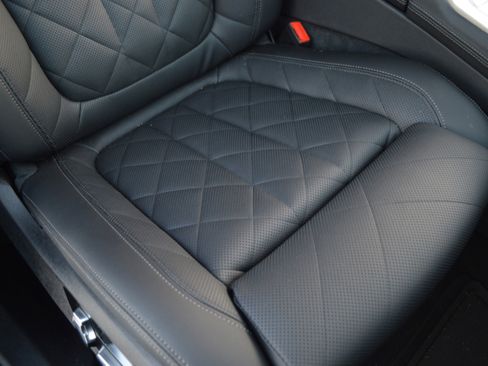 Certified 2025 BMW X6 xDrive40i image 37