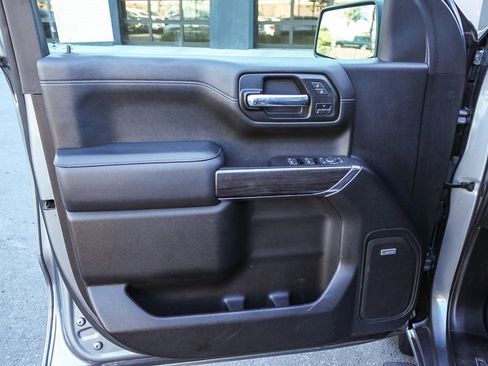 Used 2022 Chevrolet Silverado 1500 LTZ w/ LTZ Premium Package AWD/4WD image 27