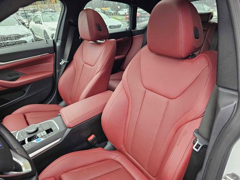 Used 2024 BMW i4 eDrive35 w/ Premium Package image 23