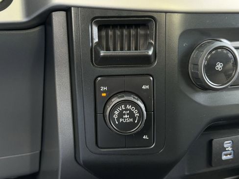 Certified 2022 Ford F150 XLT image 21