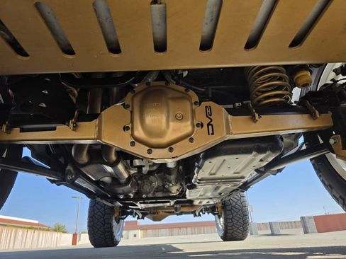 Used 2022 Jeep Wrangler Unlimited Rubicon w/ Trailer Tow Package AWD/4WD image 24