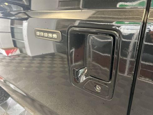 Used 2015 Ford F350 Lariat image 9