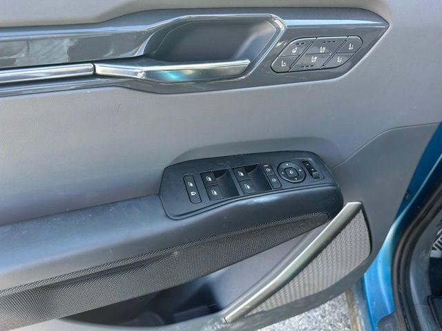 Used 2024 Kia EV9 GT-Line AWD/4WD image 23