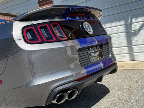Used 2014 Ford Mustang Shelby GT500 w/ Equipment Group 821A RWD image 23