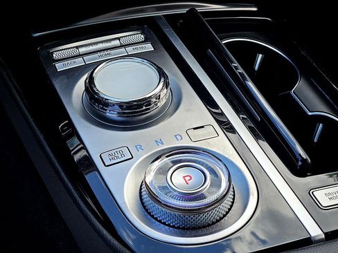 Used 2023 Genesis G80 2.5T image 24