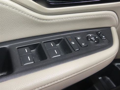 Used 2023 Honda Odyssey Touring image 21