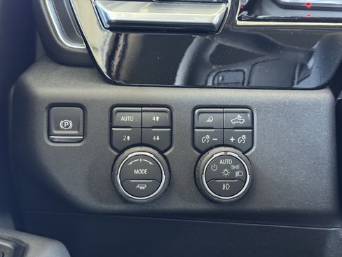 New 2026 Chevrolet Silverado 2500 LTZ image 30