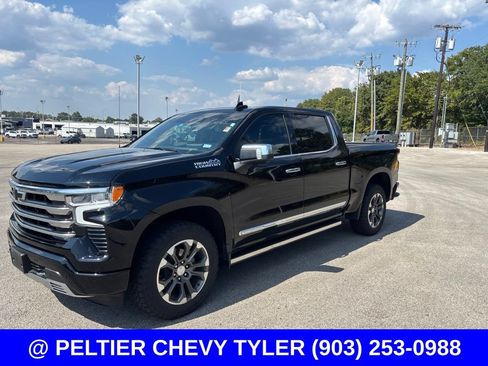 Used 2023 Chevrolet Silverado 1500 High Country w/ Technology Package AWD/4WD image 3