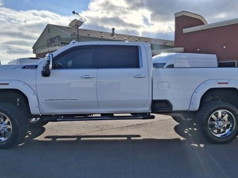 Used 2021 GMC Sierra 2500 Denali w/ Denali Ultimate Package image 12