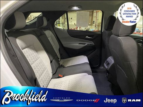 Used 2024 Chevrolet Equinox LT image 18