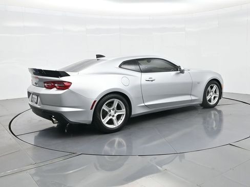 Used 2019 Chevrolet Camaro LT image 7