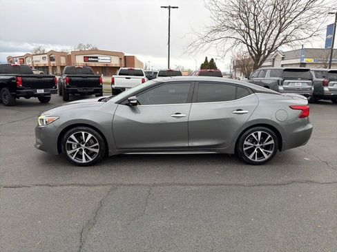 Used 2017 Nissan Maxima Platinum image 4