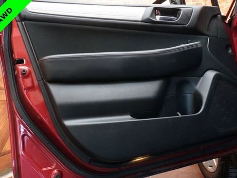 Used 2019 Subaru Outback 2.5i Premium image 29