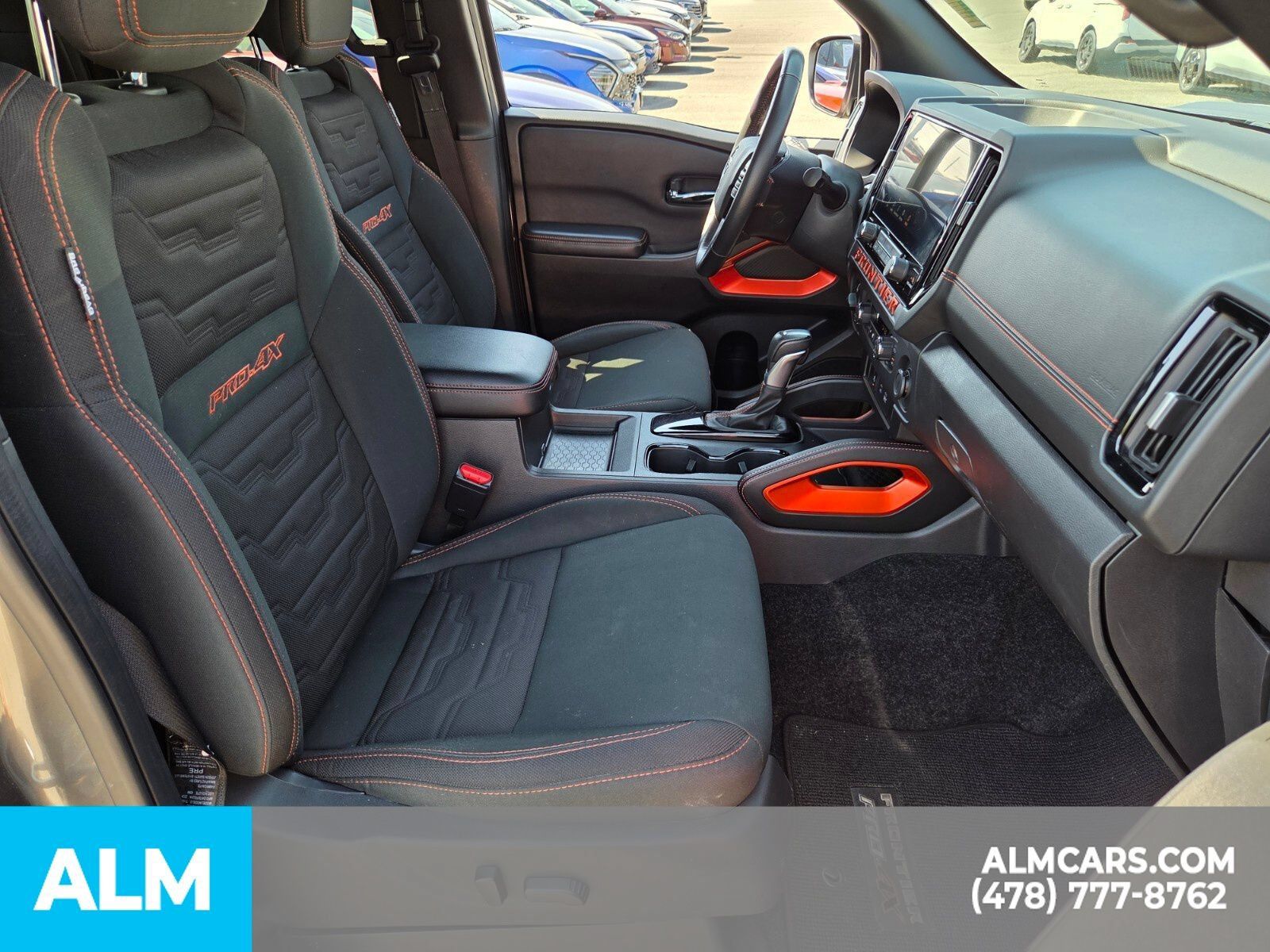 Used 2025 Nissan Frontier PRO-4X AWD/4WD image 14