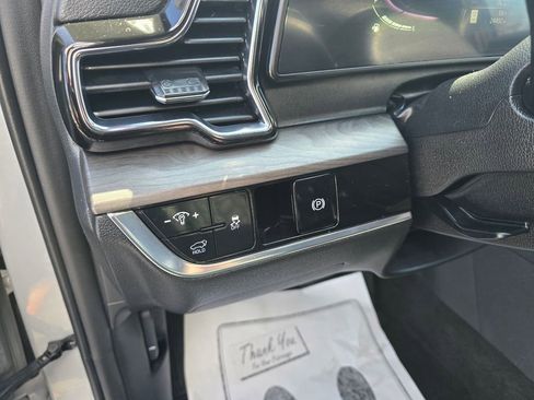 Used 2023 Kia Sportage X-Line w/ X-Line Premium Package AWD/4WD image 18