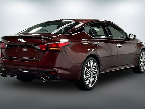 Used 2024 Nissan Altima 2.5 SL image 8