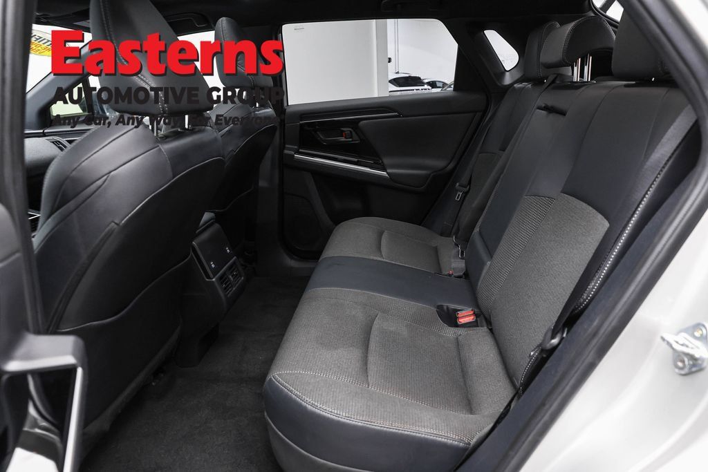 Used 2024 Toyota bZ4X FWD image 21