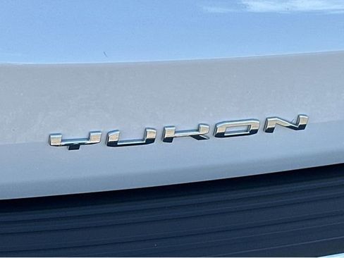 Certified 2023 GMC Yukon XL Denali w/ Denali Reserve Package image 15