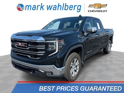 Used 2022 GMC Sierra 1500 SLT w/ Max Trailering Package