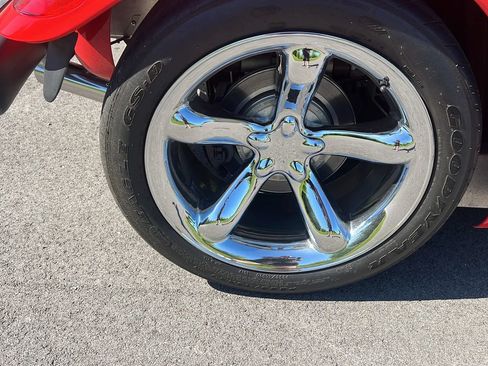 Used 1999 Plymouth Prowler RWD image 25