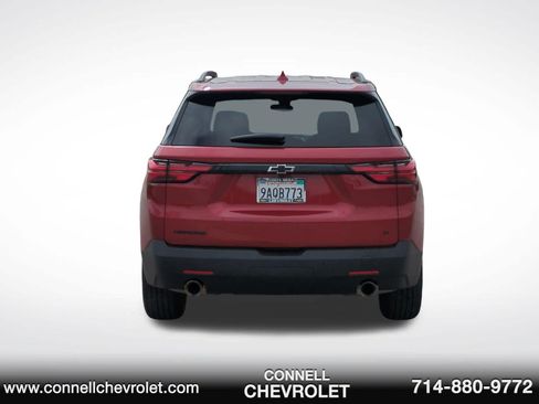 Used 2022 Chevrolet Traverse LT w/ Midnight/Sport Edition FWD image 6