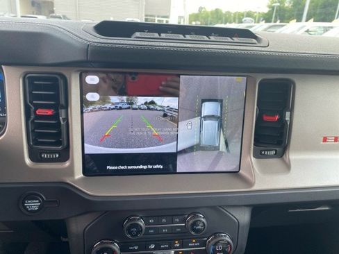 New 2026 Ford Bronco Outer Banks w/ Sasquatch Package AWD/4WD image 15