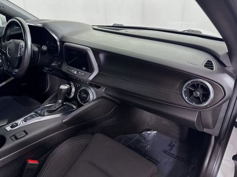 Used 2021 Chevrolet Camaro LT w/ RS Package image 25