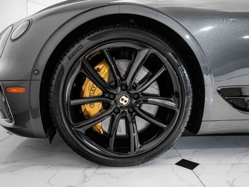 Used 2020 Bentley Continental GT image 6