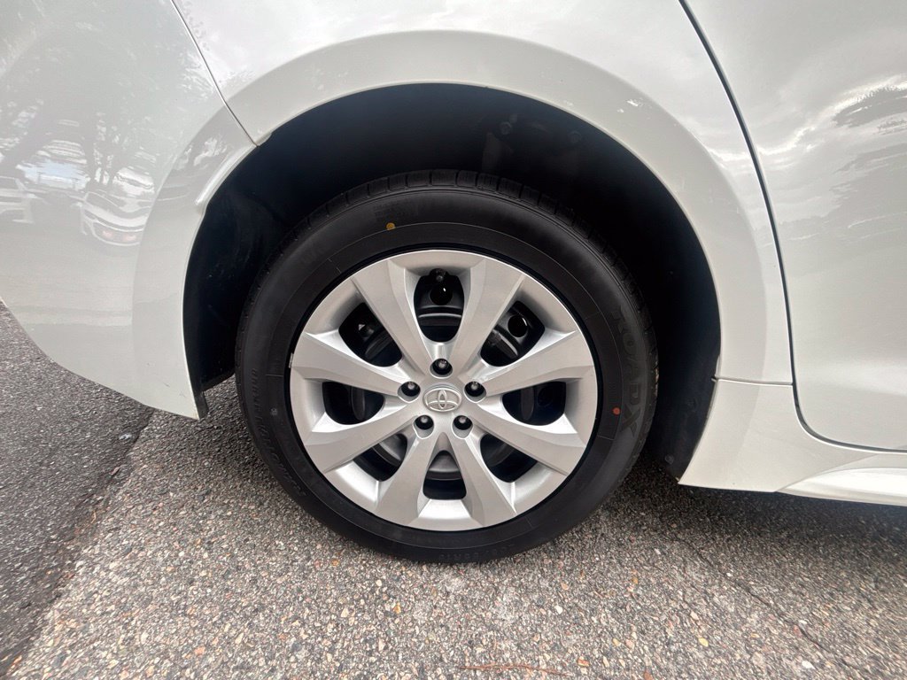 Used 2023 Toyota Corolla LE FWD image 26