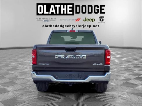 New 2026 RAM 1500 4x4 Crew Cab image 25