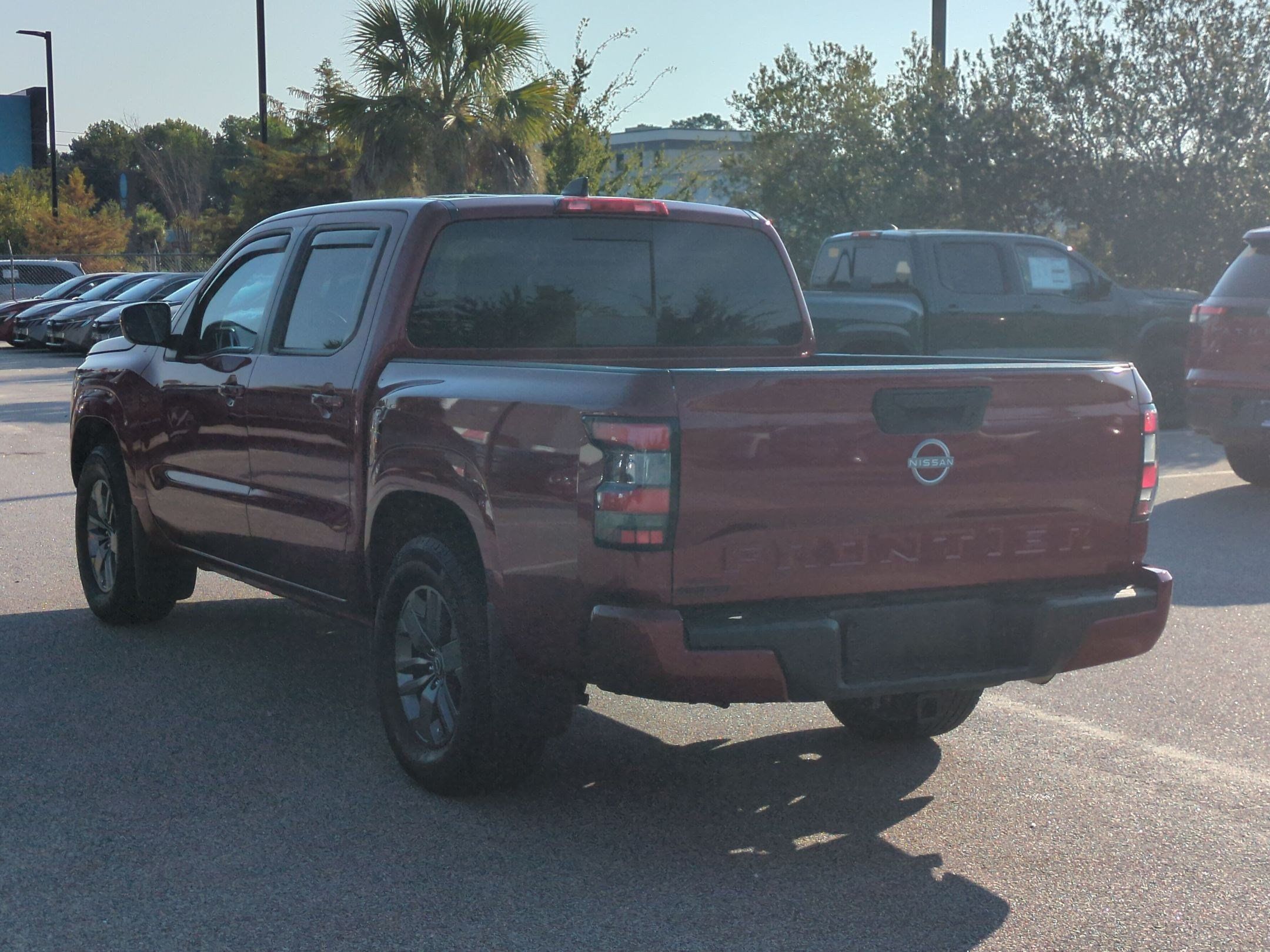 Certified 2025 Nissan Frontier SV w/ SV Convenience Package RWD image 6