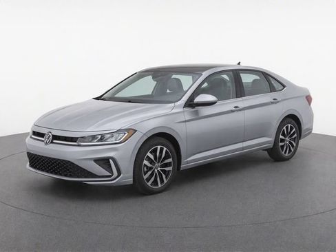 Used 2025 Volkswagen Jetta SE FWD image 2