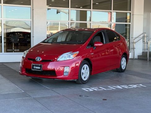 Used 2010 Toyota Prius Two image 2