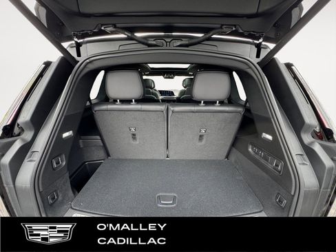 New 2026 Cadillac Vistiq Sport w/ LPO, Floor Liner Package image 12