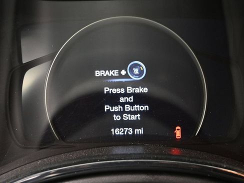 Used 2023 Dodge Durango R/T w/ Tow 'N Go Group AWD/4WD image 11