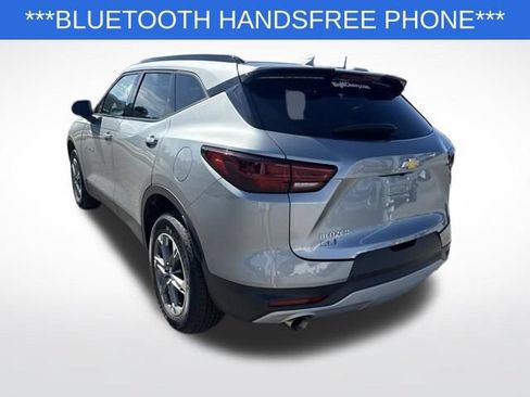 Used 2023 Chevrolet Blazer LT w/ Convenience Package FWD image 3