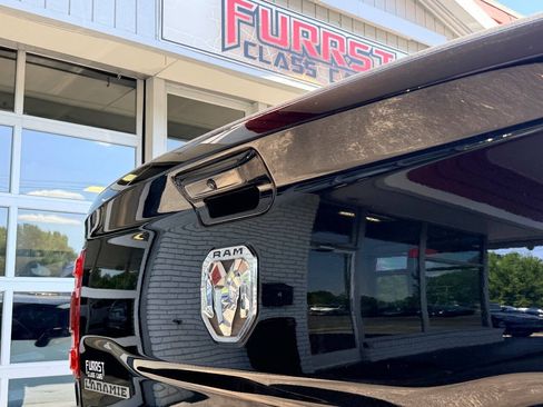 Used 2021 RAM 3500 Laramie AWD/4WD image 9