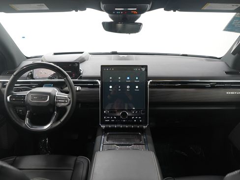 Used 2025 GMC Sierra EV Denali image 18