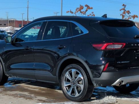 Used 2024 Ford Escape Platinum image 3