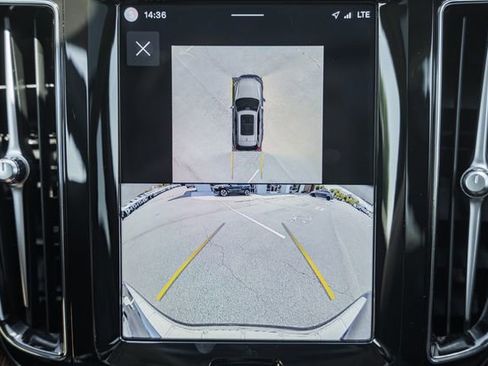 Used 2024 Volvo XC60 B5 Plus w/ Protection Package Premier AWD/4WD image 42