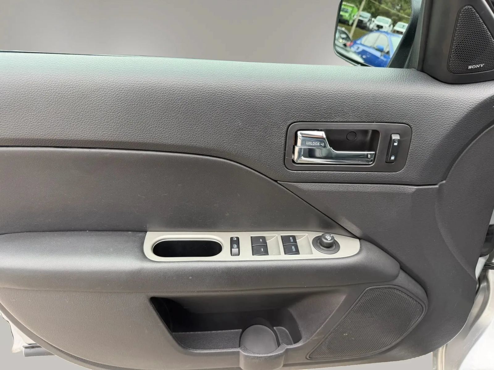 Used 2012 Ford Fusion SEL FWD image 9
