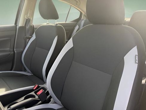 Used 2025 Nissan Versa S w/ Trunk Package image 24