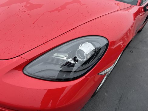 Used 2019 Porsche 718 Boxster image 6