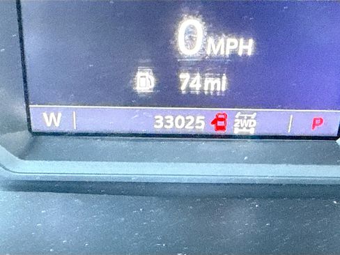 Used 2022 GMC Sierra 2500 SLT image 16