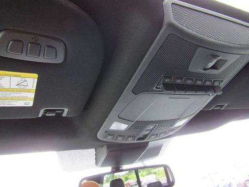 Used 2022 Ford F250 Platinum AWD/4WD image 30