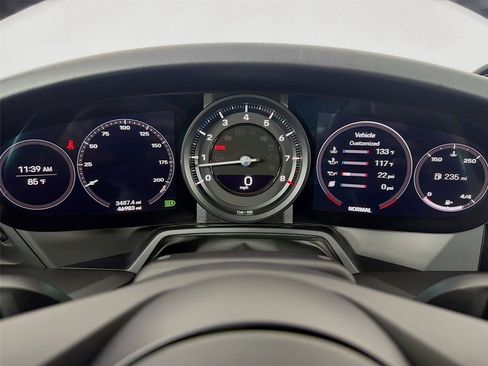 Used 2021 Porsche 911 Cabriolet image 18